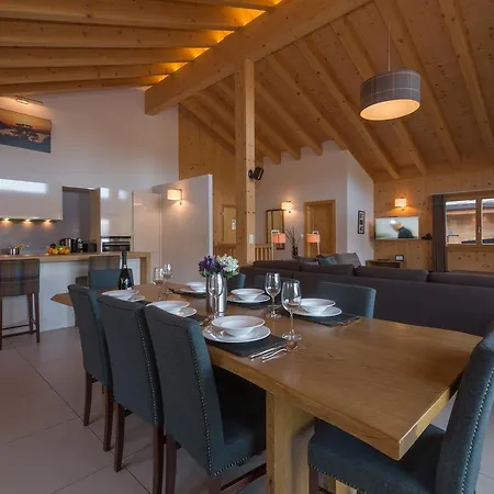 Chalet Joli לה צומאז
