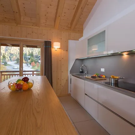 Chalet Joli * לה צומאז